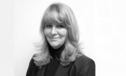 Headshot of Anne Harnetty